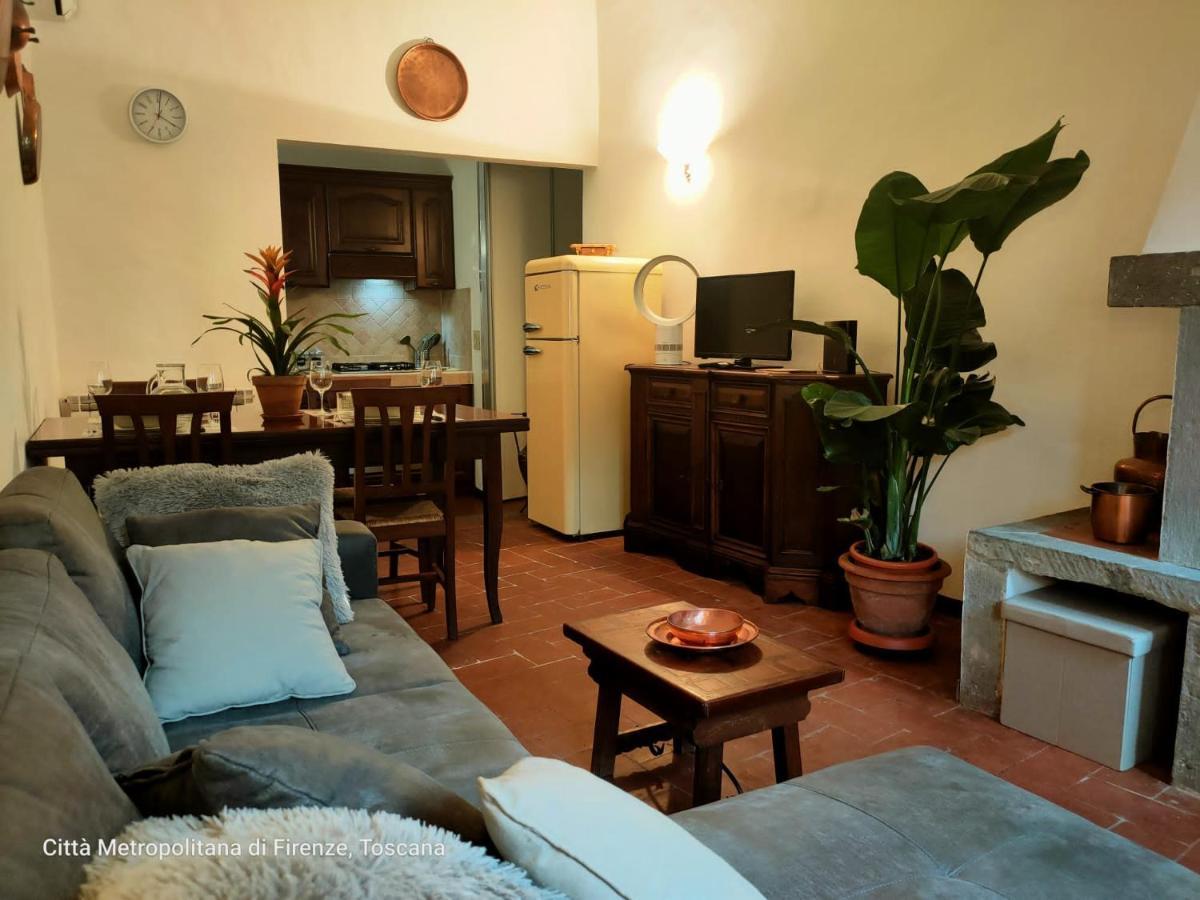 Overlooking'S Duomo Apartment In Mercato Centrale Florence Extérieur photo
