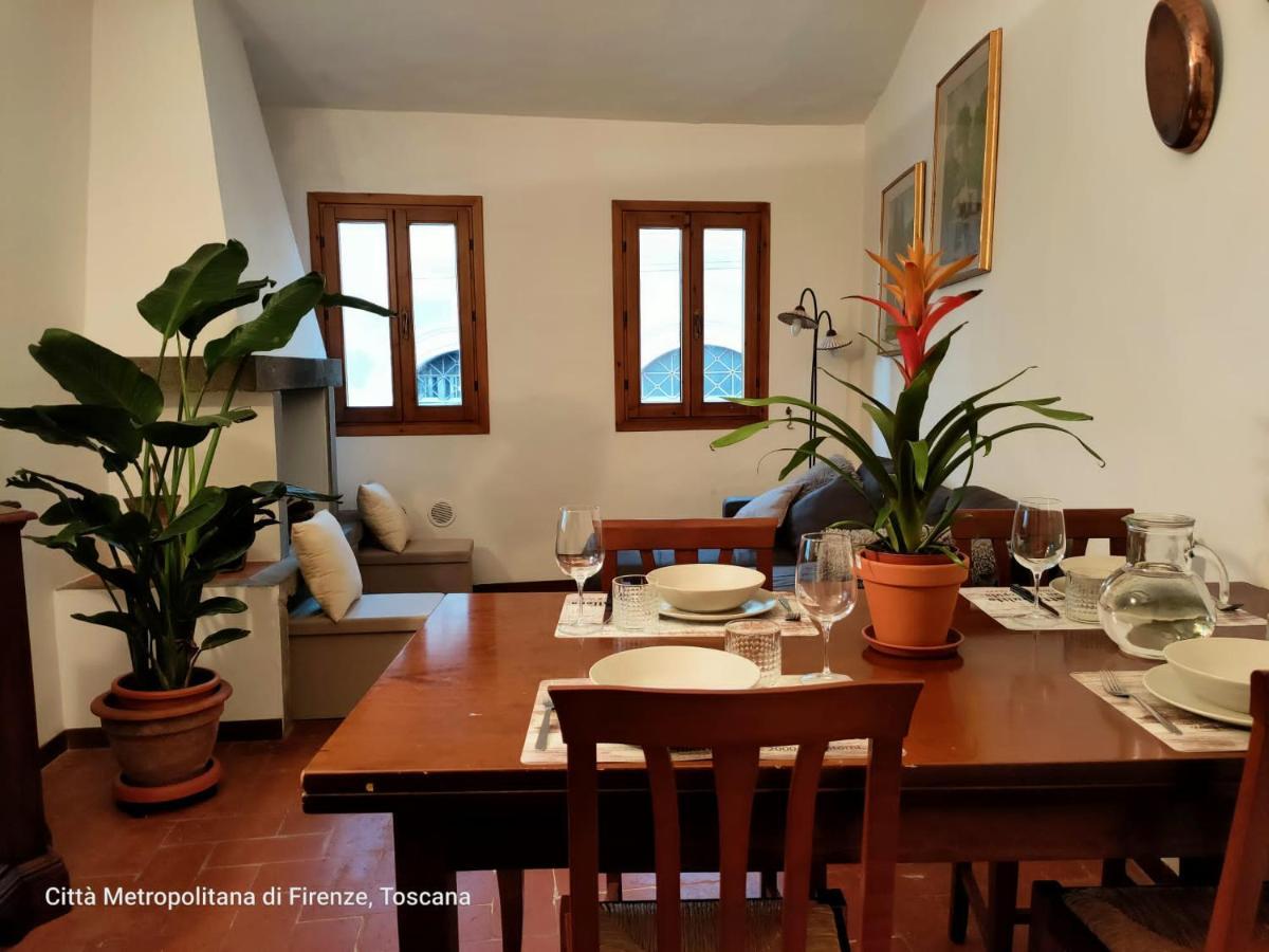 Overlooking'S Duomo Apartment In Mercato Centrale Florence Extérieur photo
