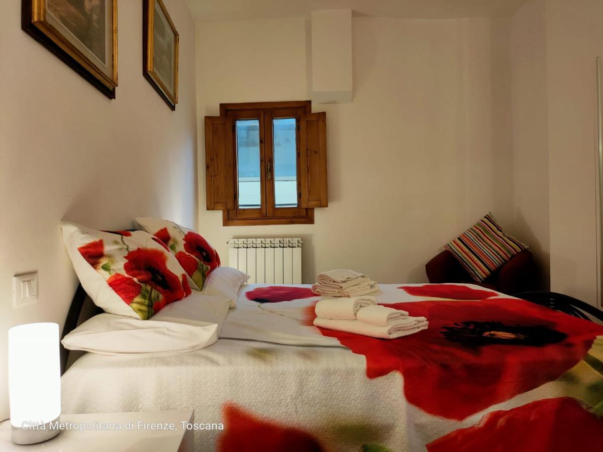 Overlooking'S Duomo Apartment In Mercato Centrale Florence Extérieur photo